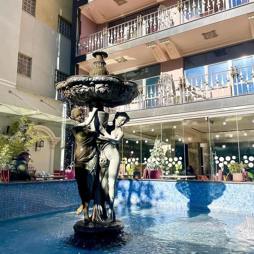 ****  Hotel Elysee Tirana Albanien
