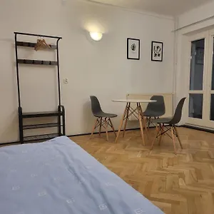 Rooms4rest Cisowa - Private For Tourists - Atr Consulting Sp, Z O,o, Warszawa
